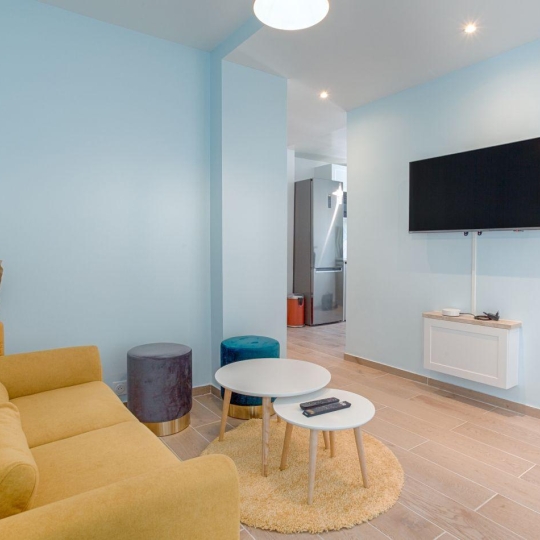  Annonces LEVALLOIS : Appartement | VANVES (92170) | 10 m2 | 750 € 