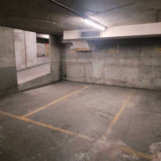  Annonces LEVALLOIS : Parking | PARIS (75016) | 17 m2 | 60 000 € 