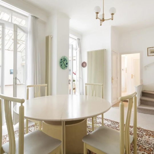  Annonces LEVALLOIS : Maison / Villa | PARIS (75014) | 245 m2 | 2 850 000 € 