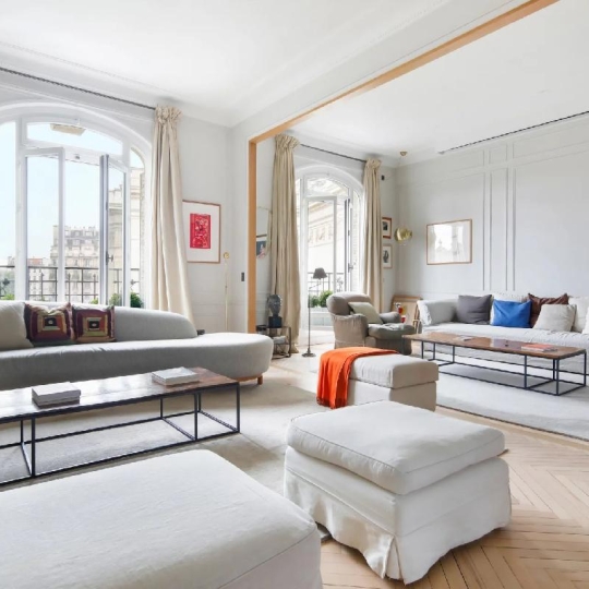  Annonces LEVALLOIS : Appartement | PARIS (75005) | 252 m2 | 7 300 000 € 