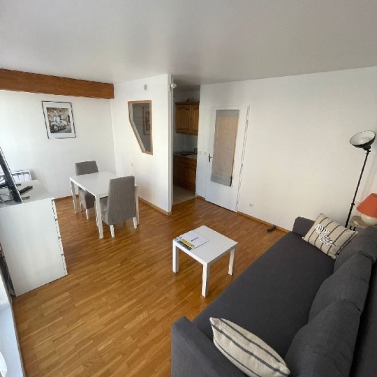  Annonces LEVALLOIS : Apartment | CHARENTON-LE-PONT (94220) | 27 m2 | 1 050 € 