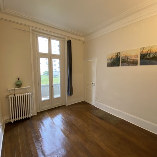  Annonces LEVALLOIS : Appartement | CHARENTON-LE-PONT (94220) | 30 m2 | 1 150 € 