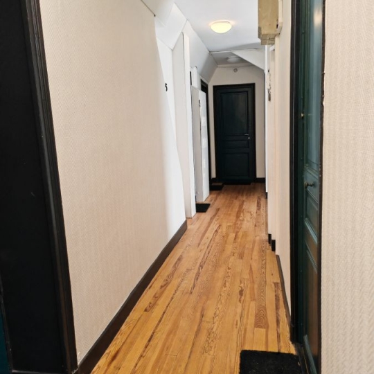  Annonces LEVALLOIS : Appartement | PARIS (75015) | 25 m2 | 250 000 € 