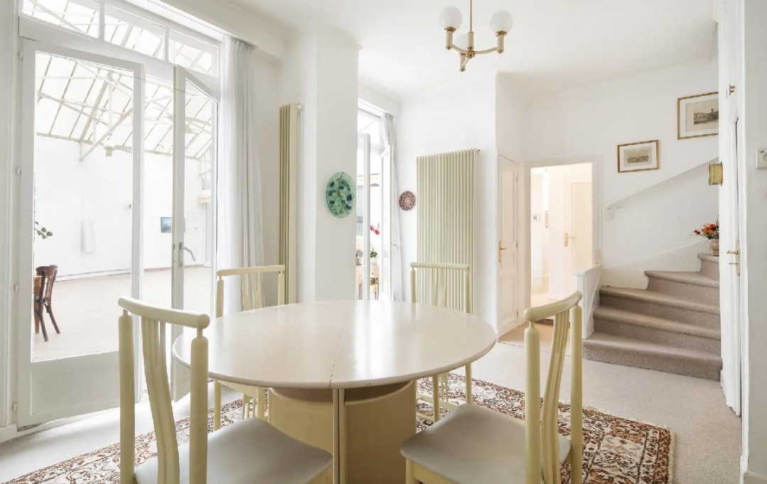 Annonces LEVALLOIS : Maison / Villa | PARIS (75014) | 245 m2 | 2 850 000 € 