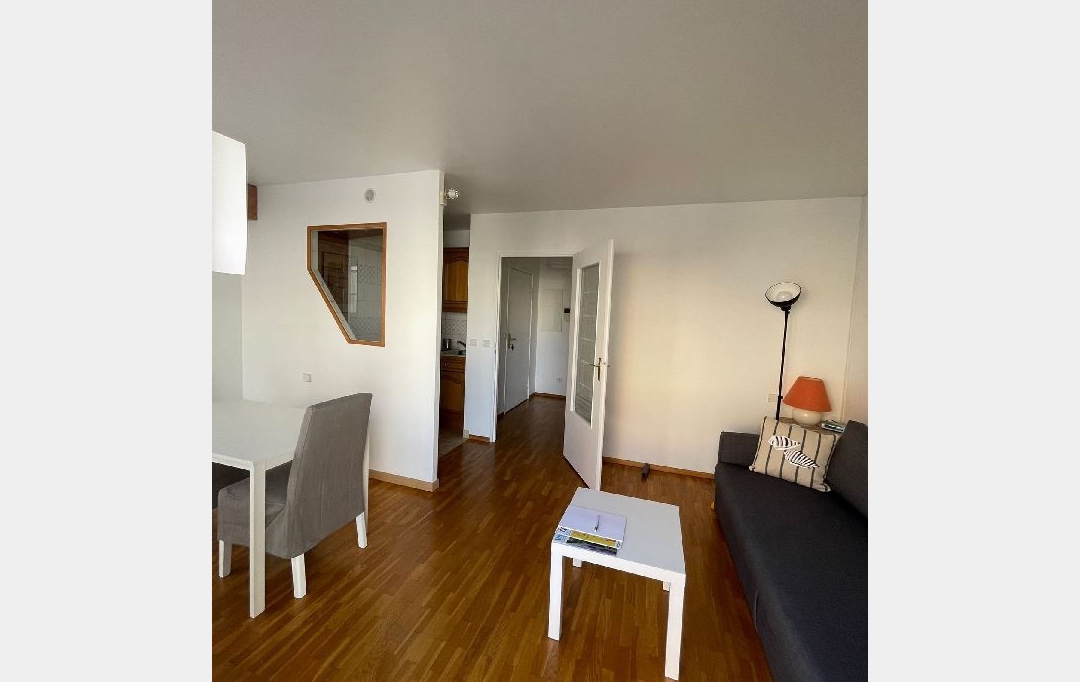 Annonces LEVALLOIS : Apartment | CHARENTON-LE-PONT (94220) | 27 m2 | 1 050 € 