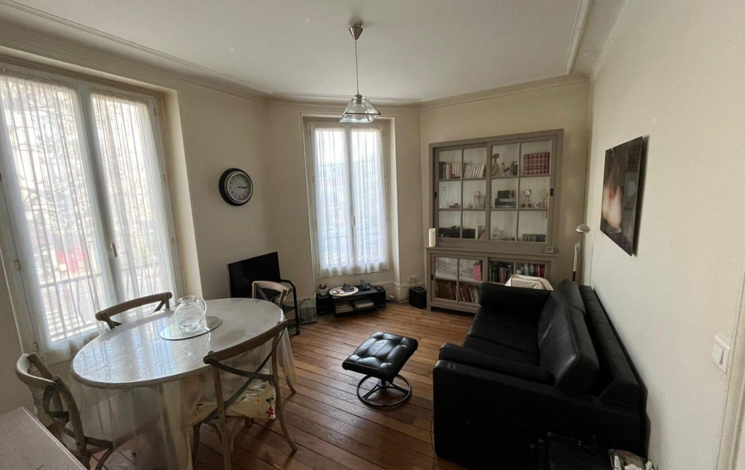 Annonces LEVALLOIS : Appartement | CHARENTON-LE-PONT (94220) | 50 m2 | 435 000 € 